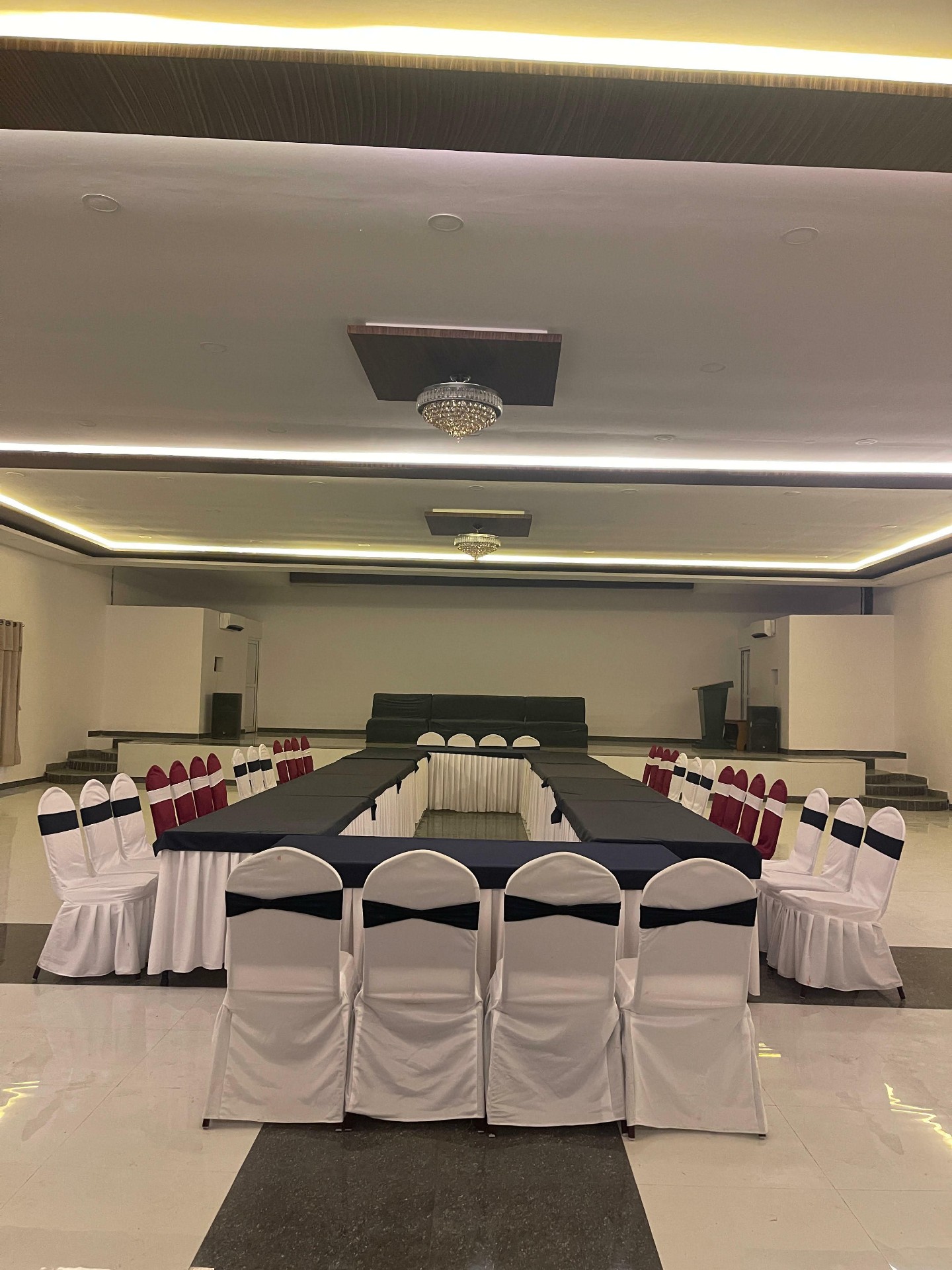 Hall 1 — Classic Banquet